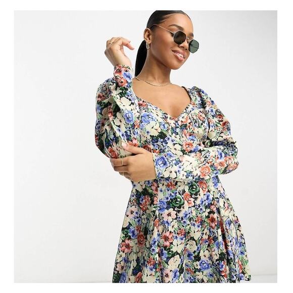 ASOS Design Cupped Satin Tea Romper in Floral Print Size 10 - Picture 3 of 15